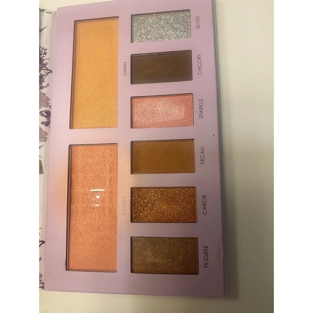 Sakura + Sage - Vegan Eyeshadow‎ & Blush Palette